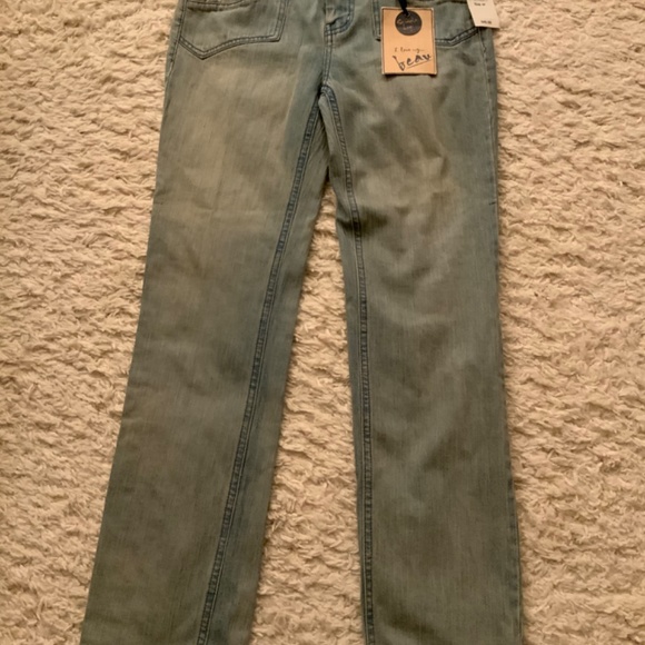 BEAU.  STRAIGHT LEG JEANS - Picture 2 of 4